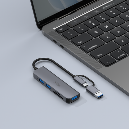 Rolio USB-C Adapter - 5 in 1 - SD/TF Card Reader - 3x USB 3.0